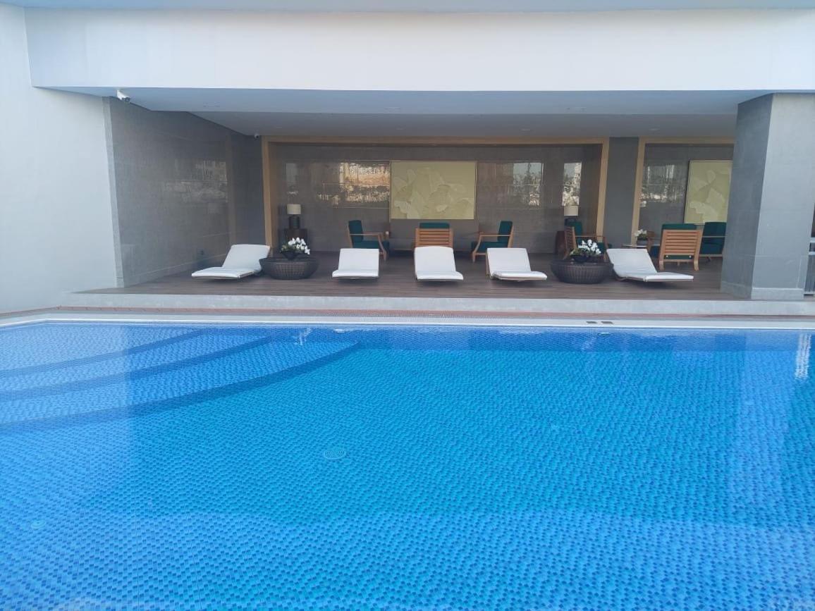 2 Double Beds With Balcony Apartment *