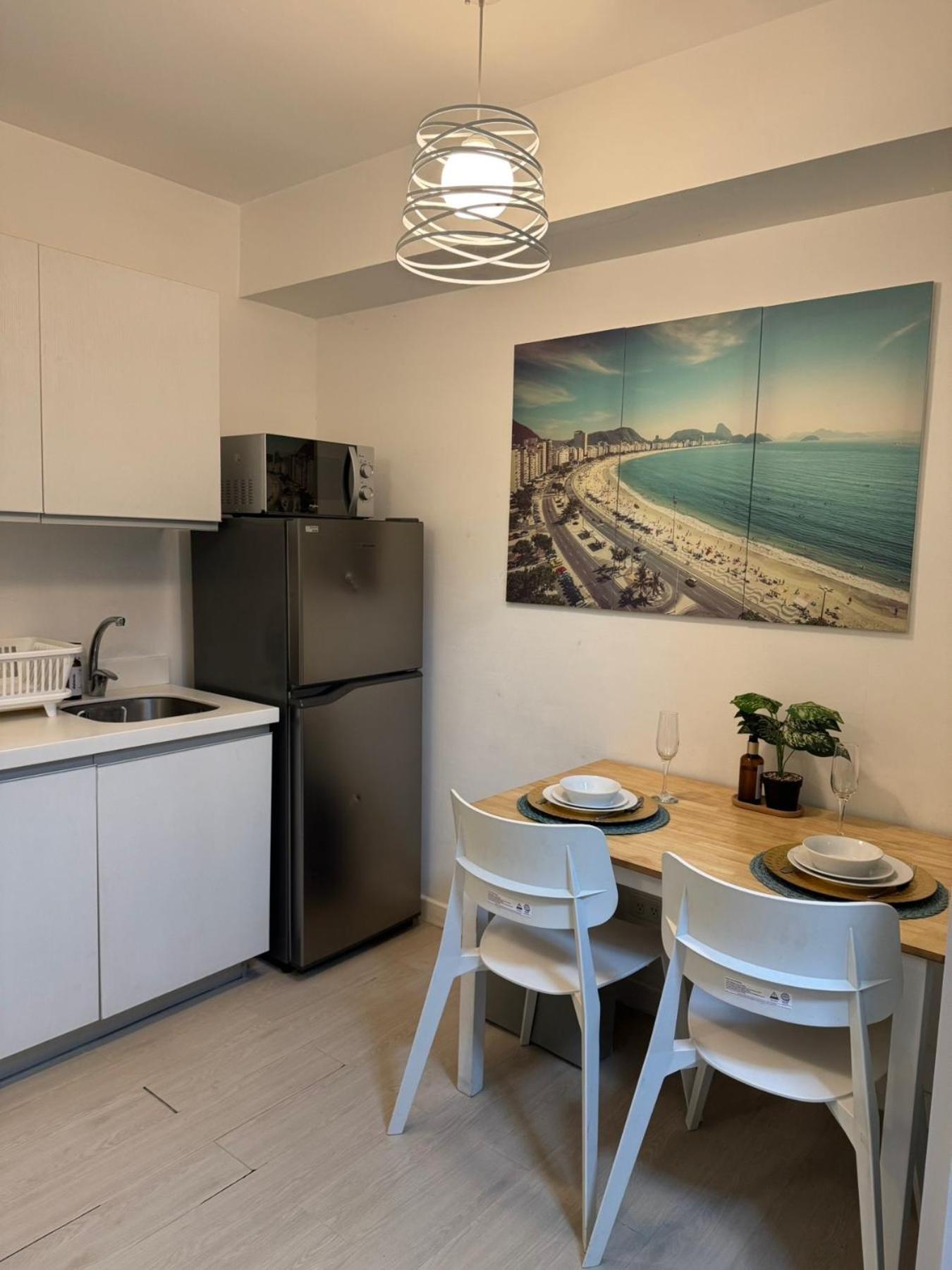 Aparthotel A&j Azure Getaway *