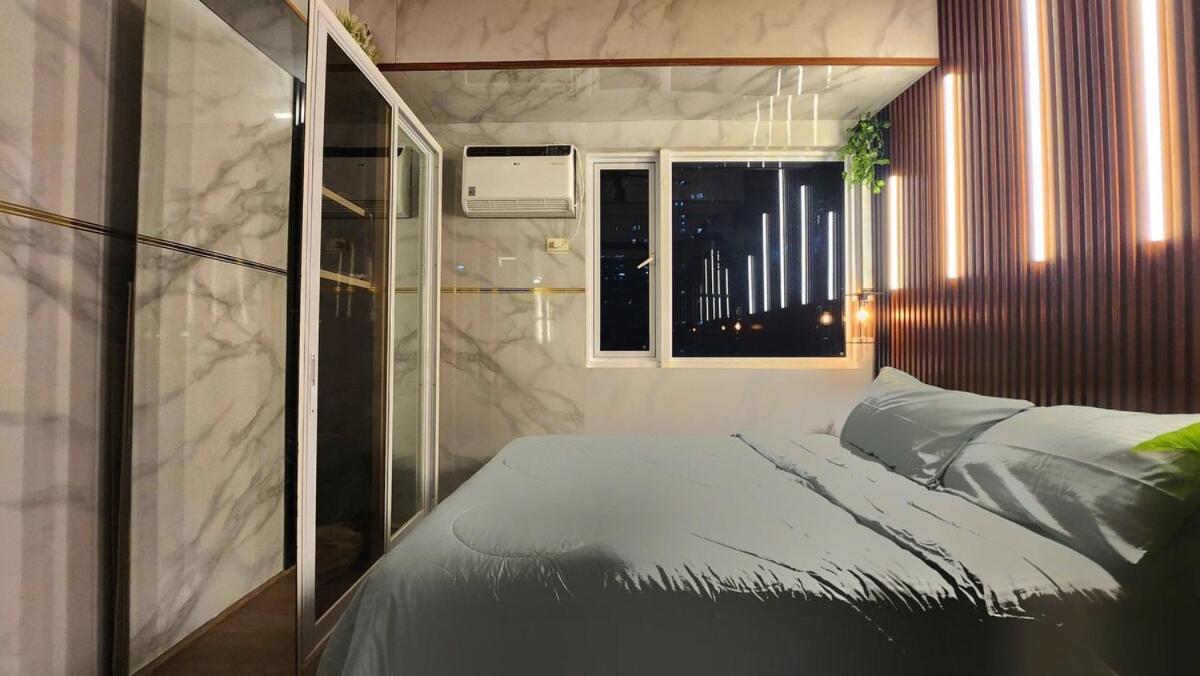 Apartment Family Suites- Self Service Unit In Jazz Residences Makati