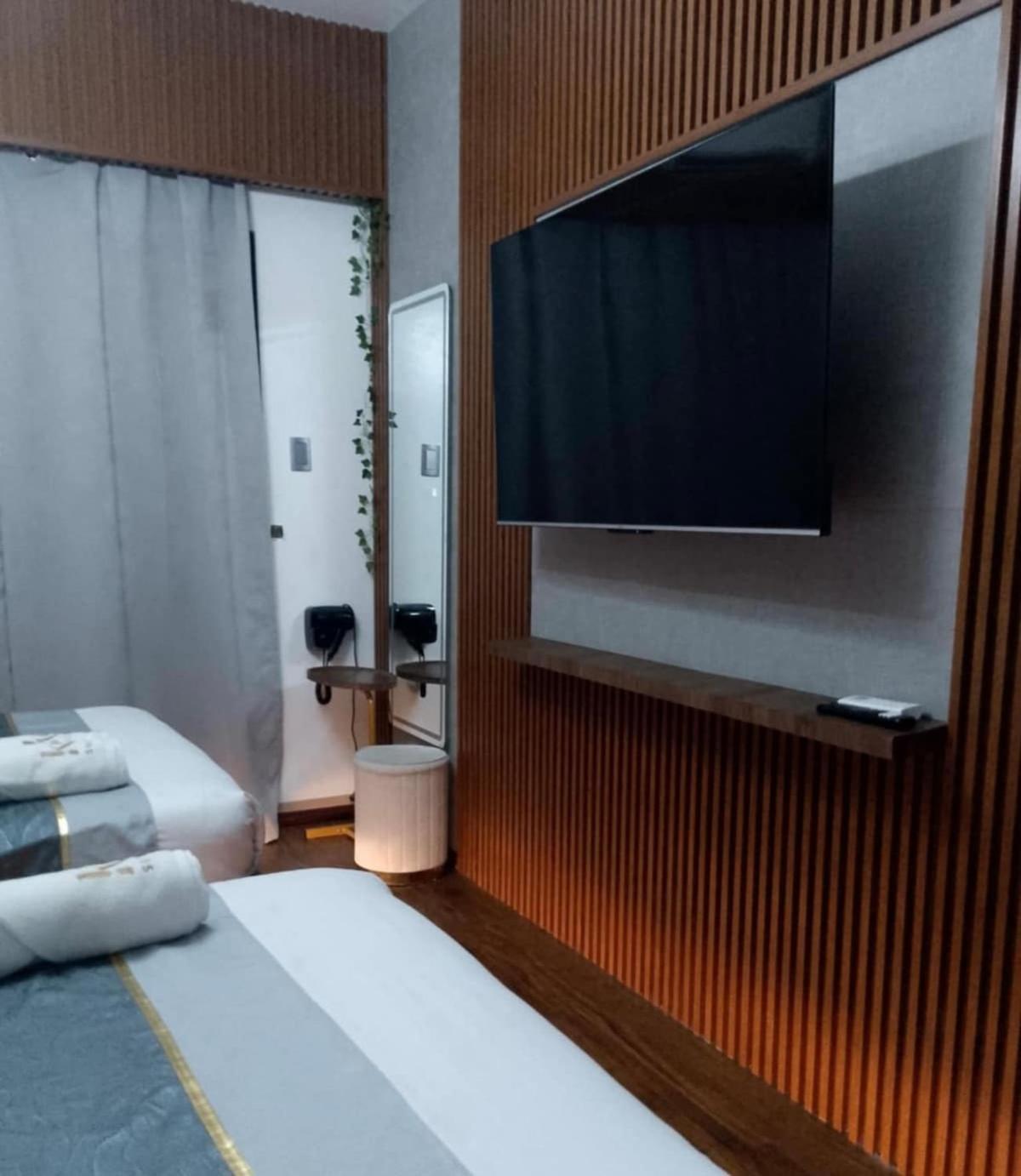 2 Double Beds With Balcony Apartment