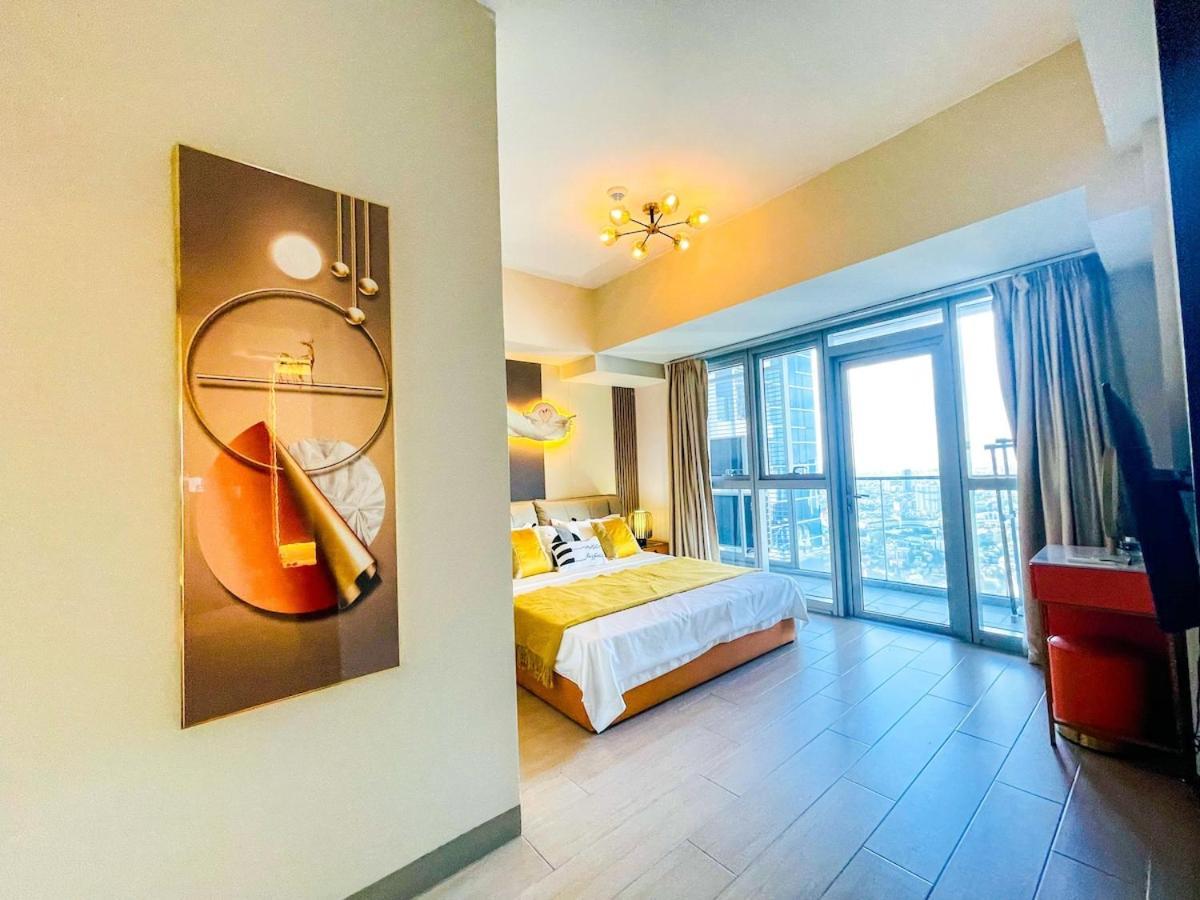 Ultra-luxury 3br Penthouse In Uptown Bgc *