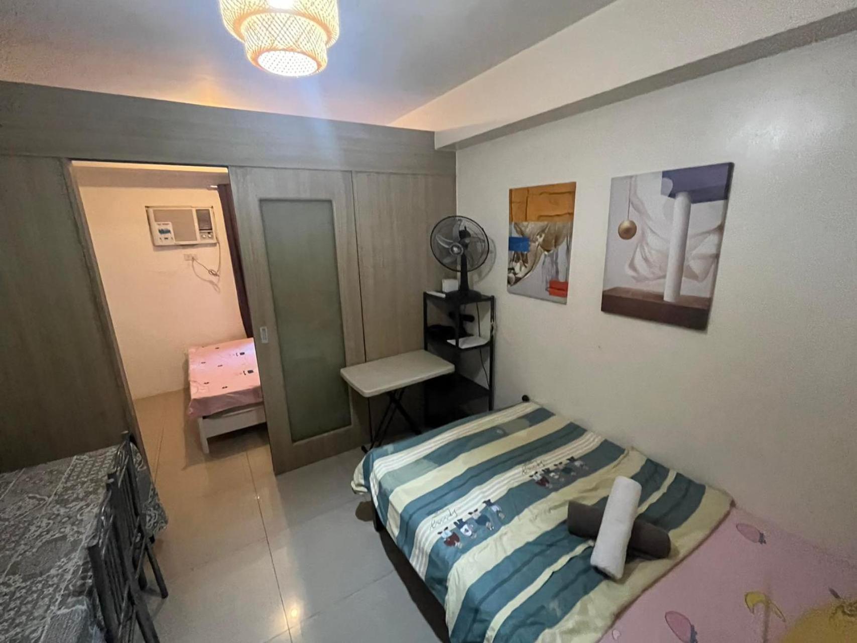 2 Beds Unit Free Wifi 4 Pax Near Bay Moa 9116 Manila