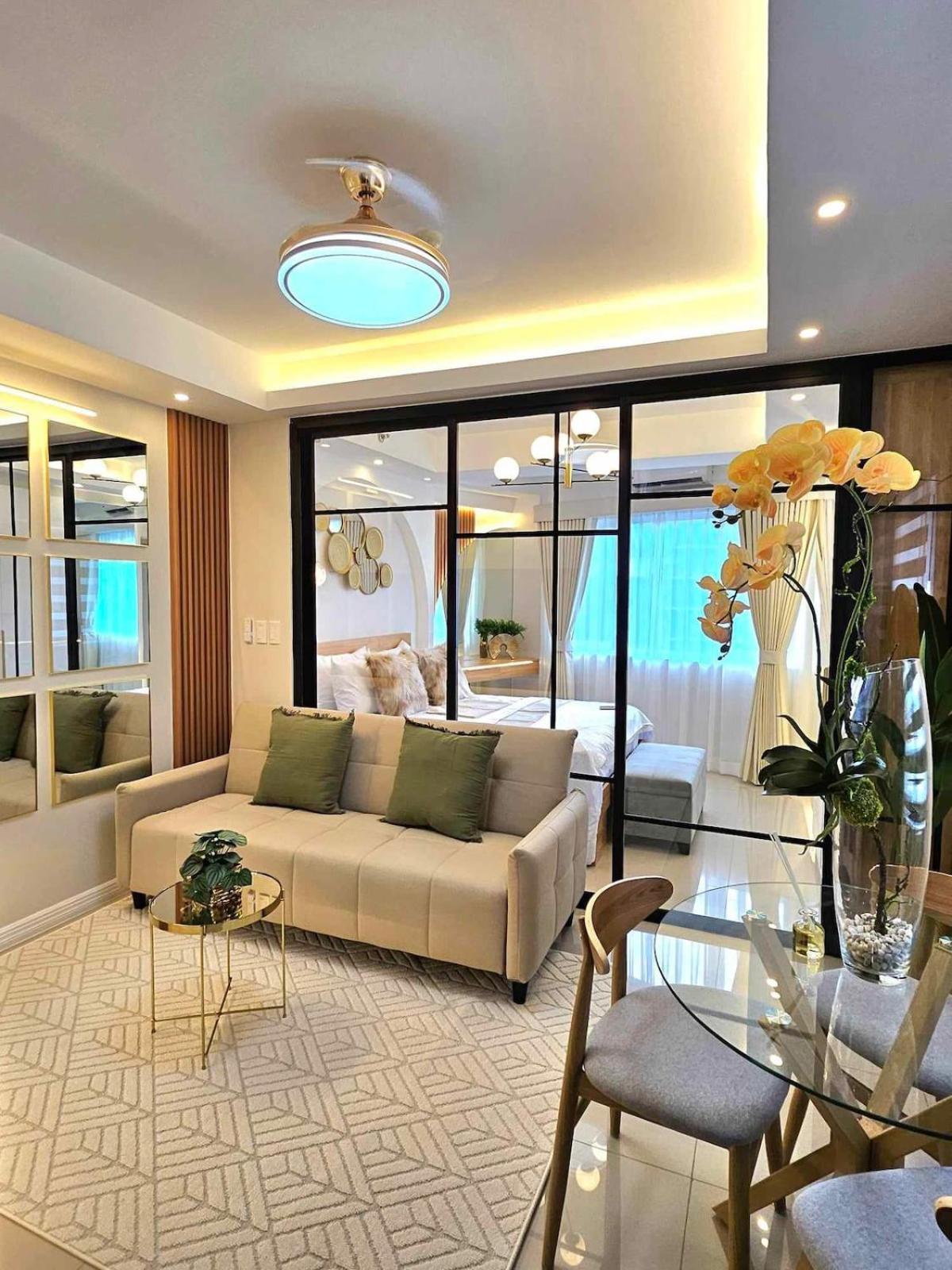 Zoe In Shell Residences Moa Pasay