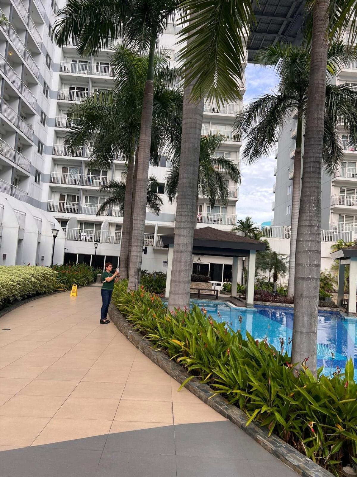 Apartment Zoe In Shell Residences Moa Pasay Manila