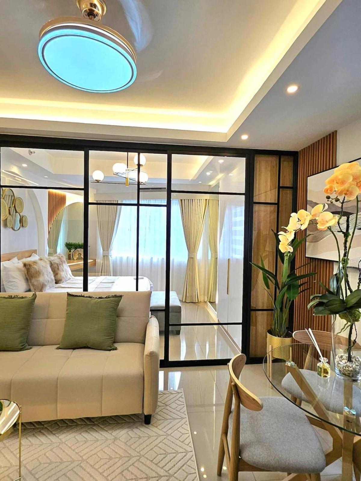 Zoe In Shell Residences Moa Pasay *
