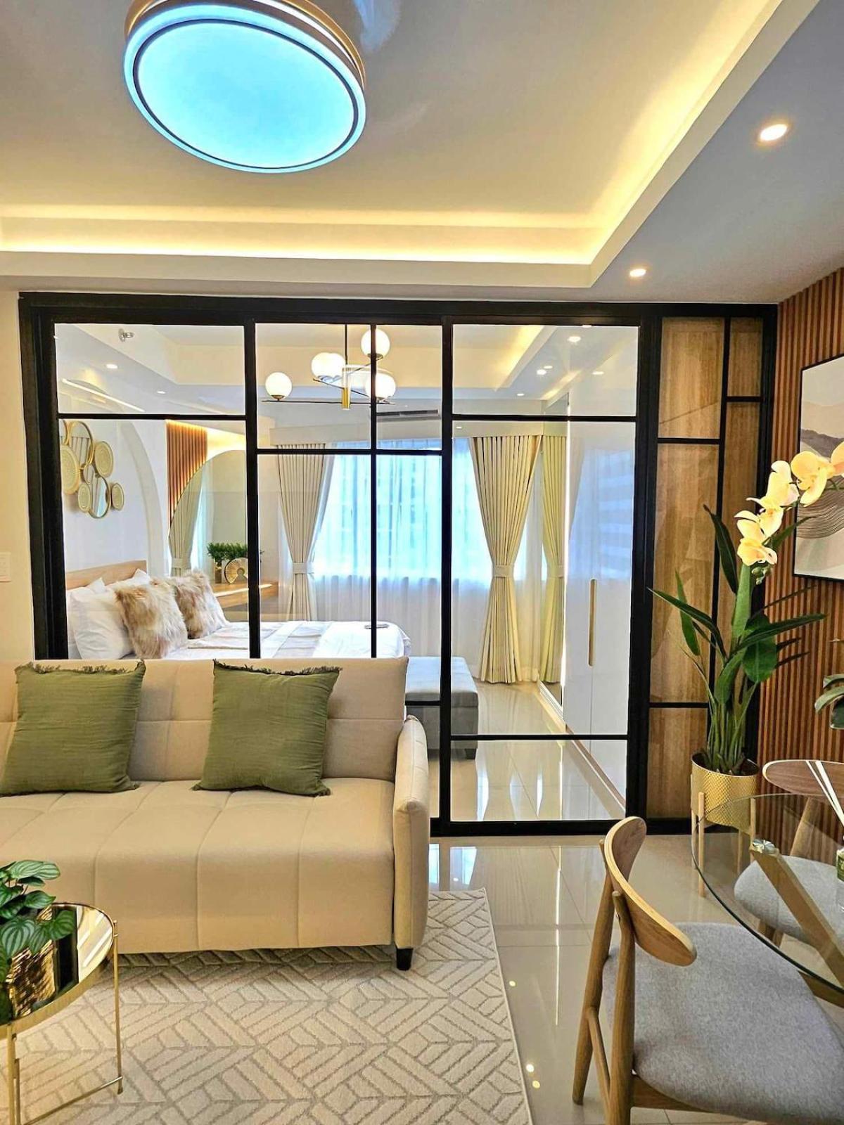 Apartment Zoe In Shell Residences Moa Pasay