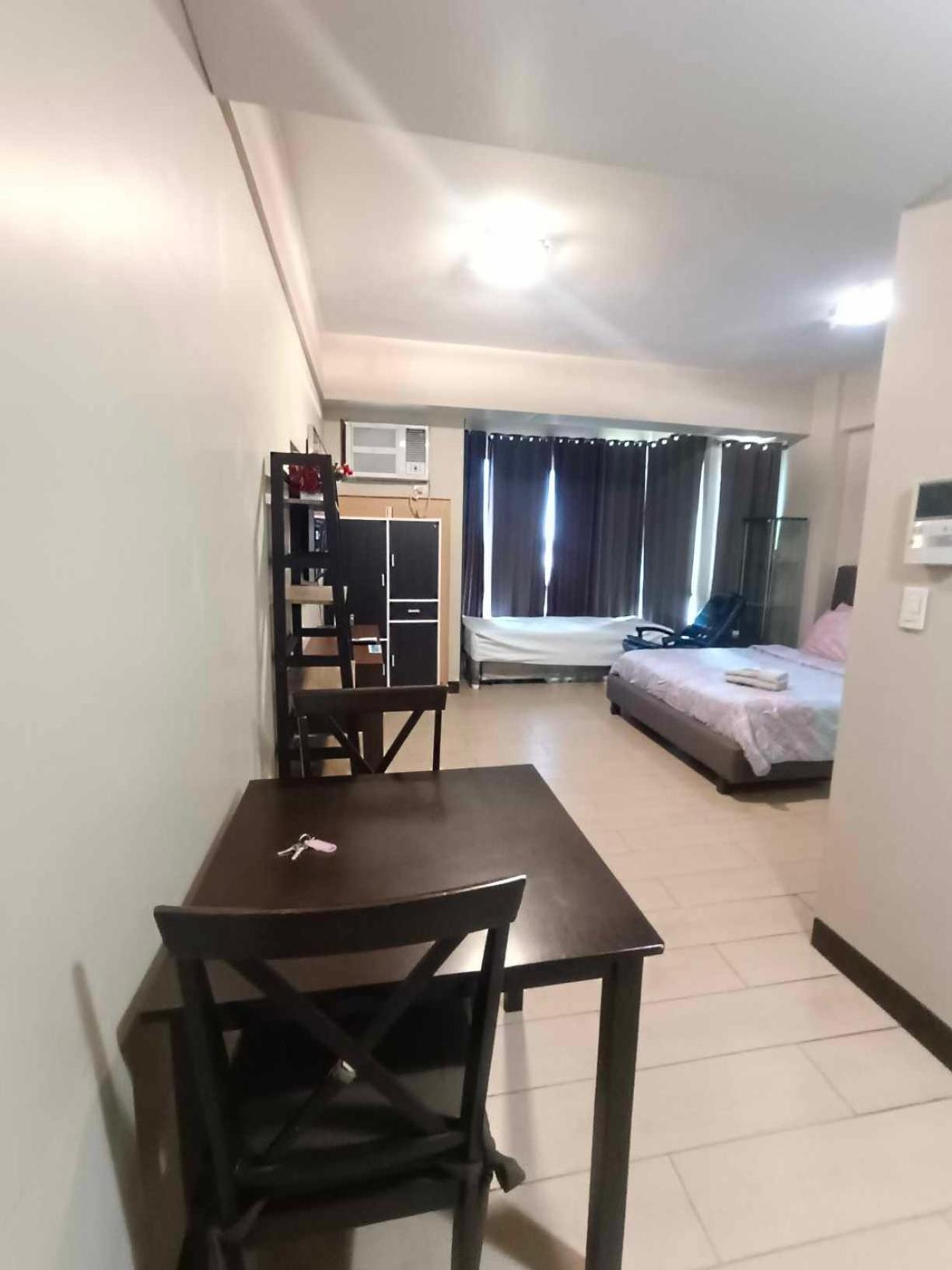 Apartamento Hilanders Condotel Across Terminal 3 *