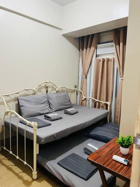 Apartment 2 Bedroom Unit