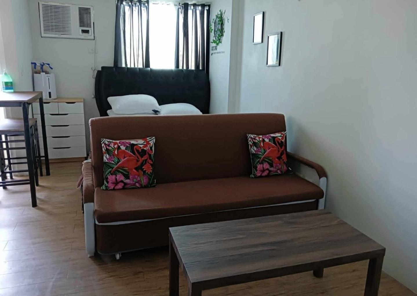 Bryant Tower Apartment *