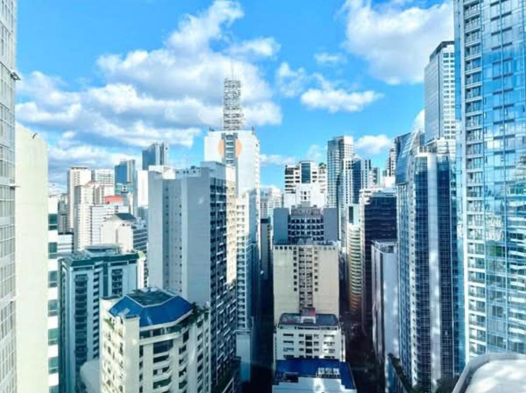 Air Makati Manila