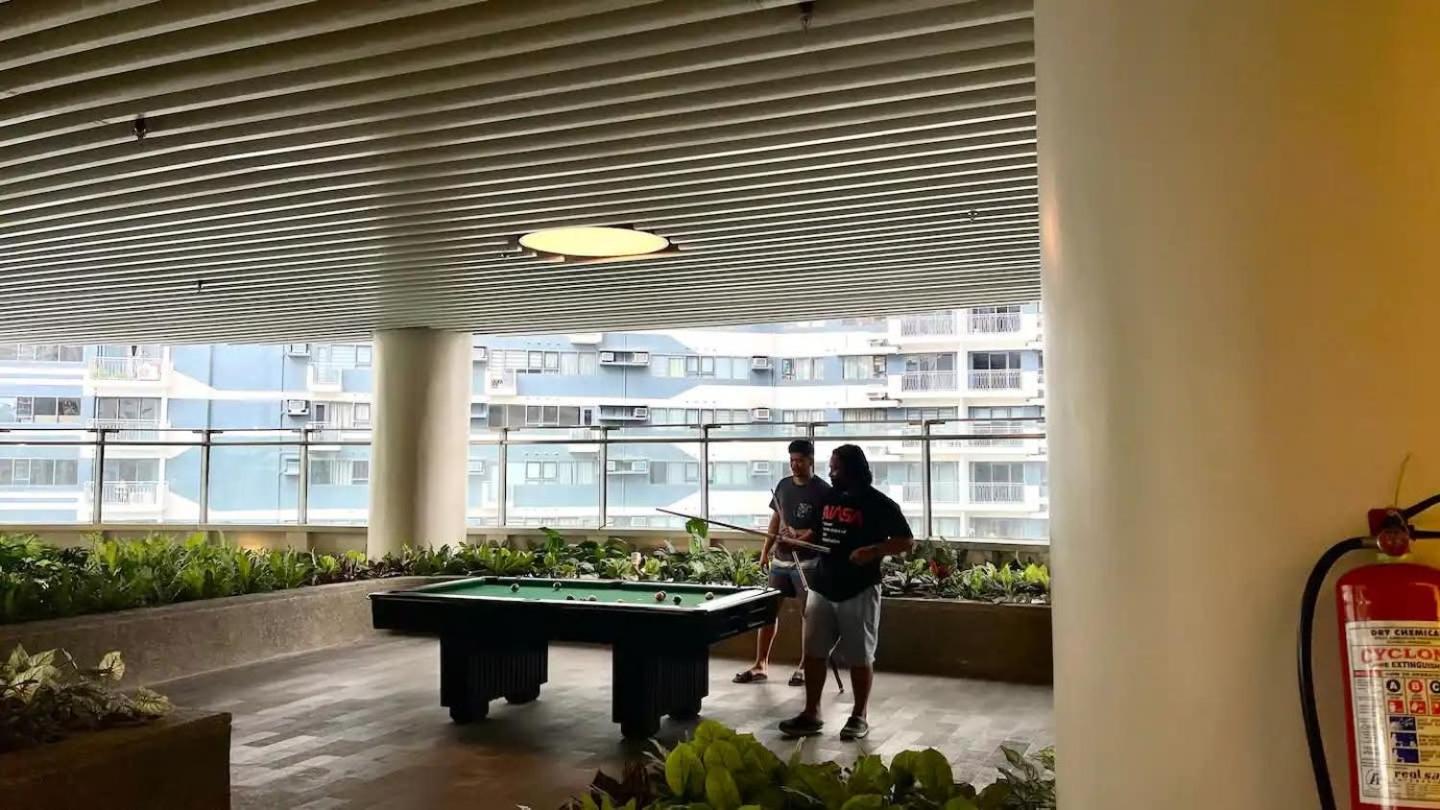 Air Makati Apartment *