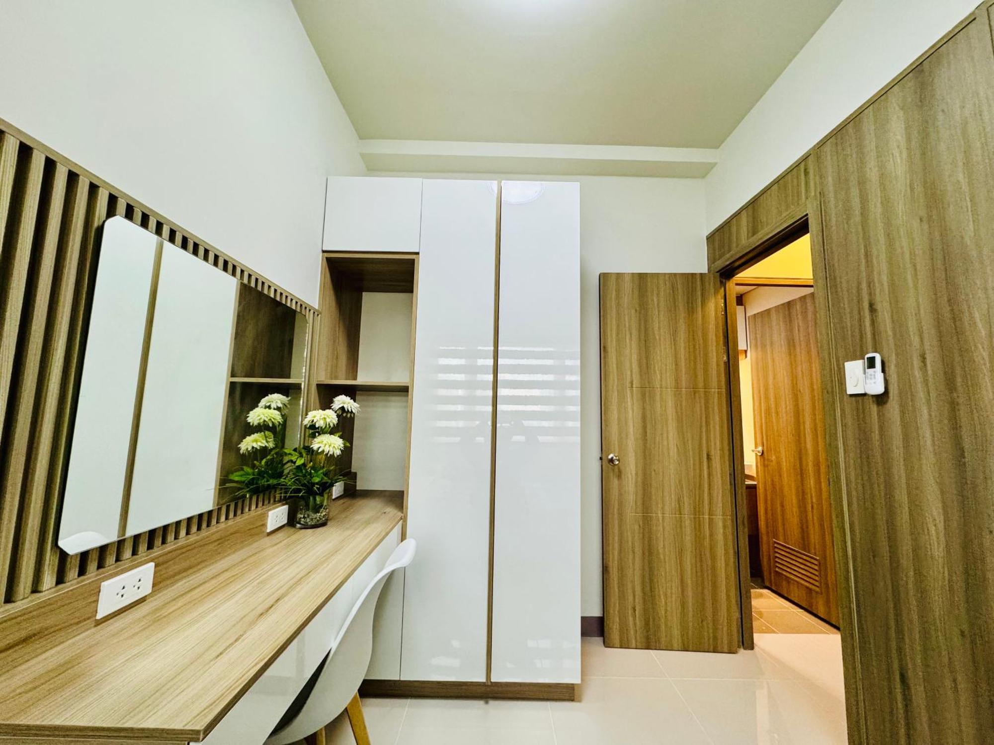 Bionic Crib Aparthotel