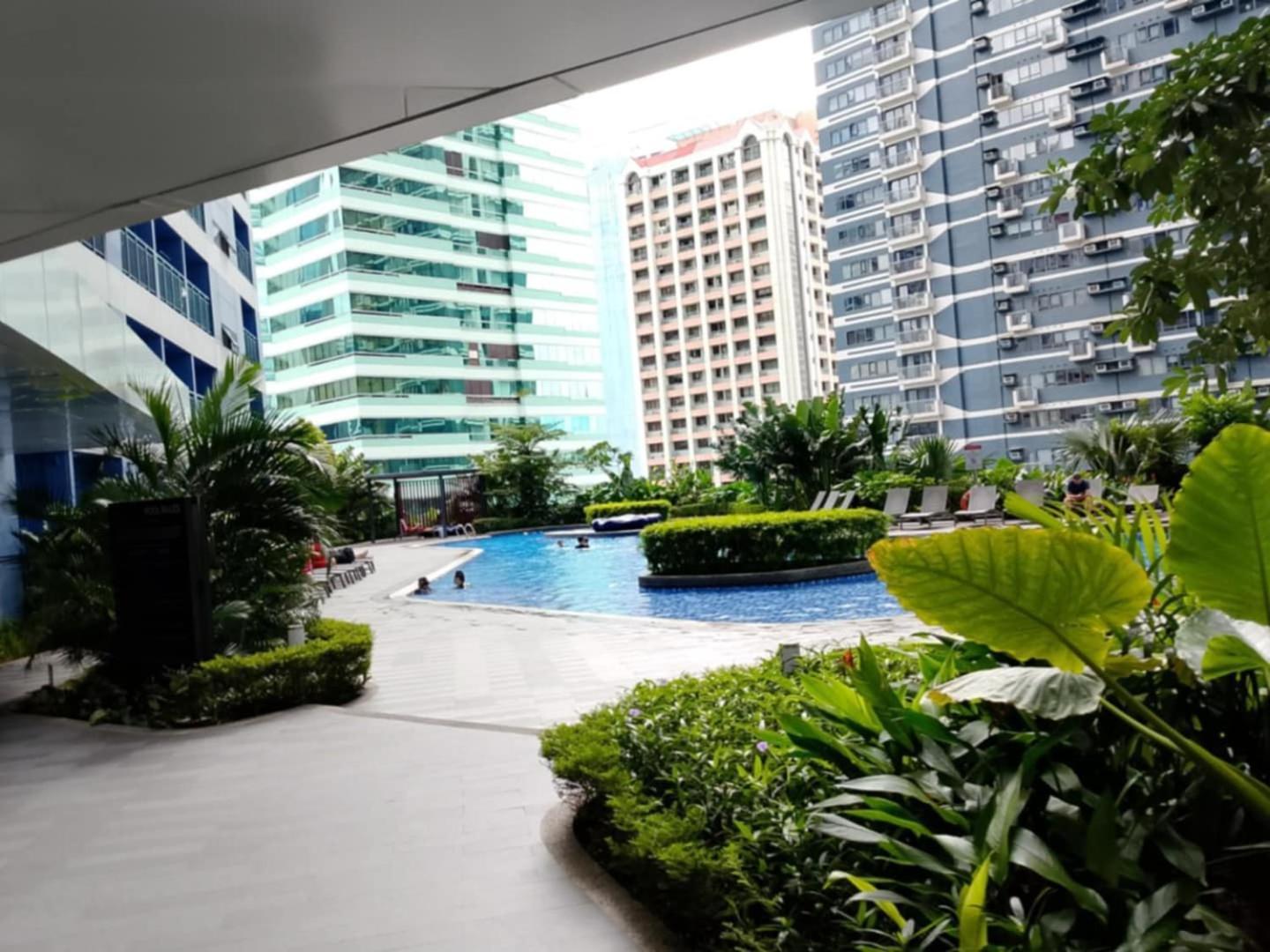 Air Makati Manila
