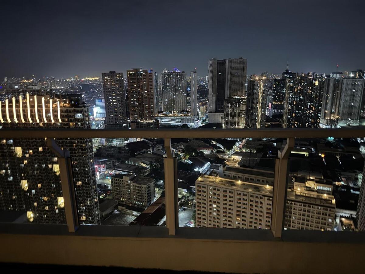 Julie Annes In The Heart Of The Holiday home Manila