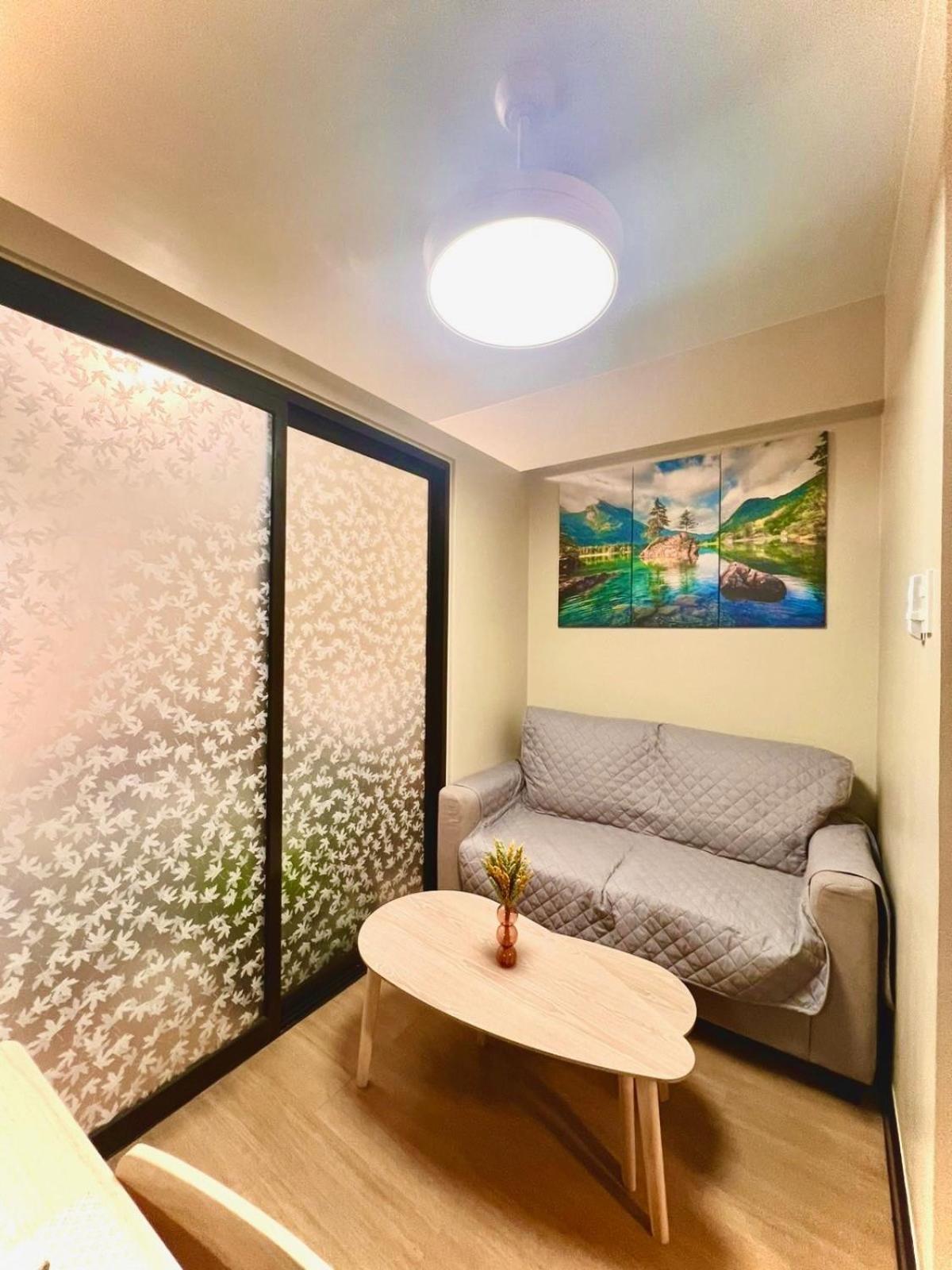 Calathea Luxe Atrium Apartment