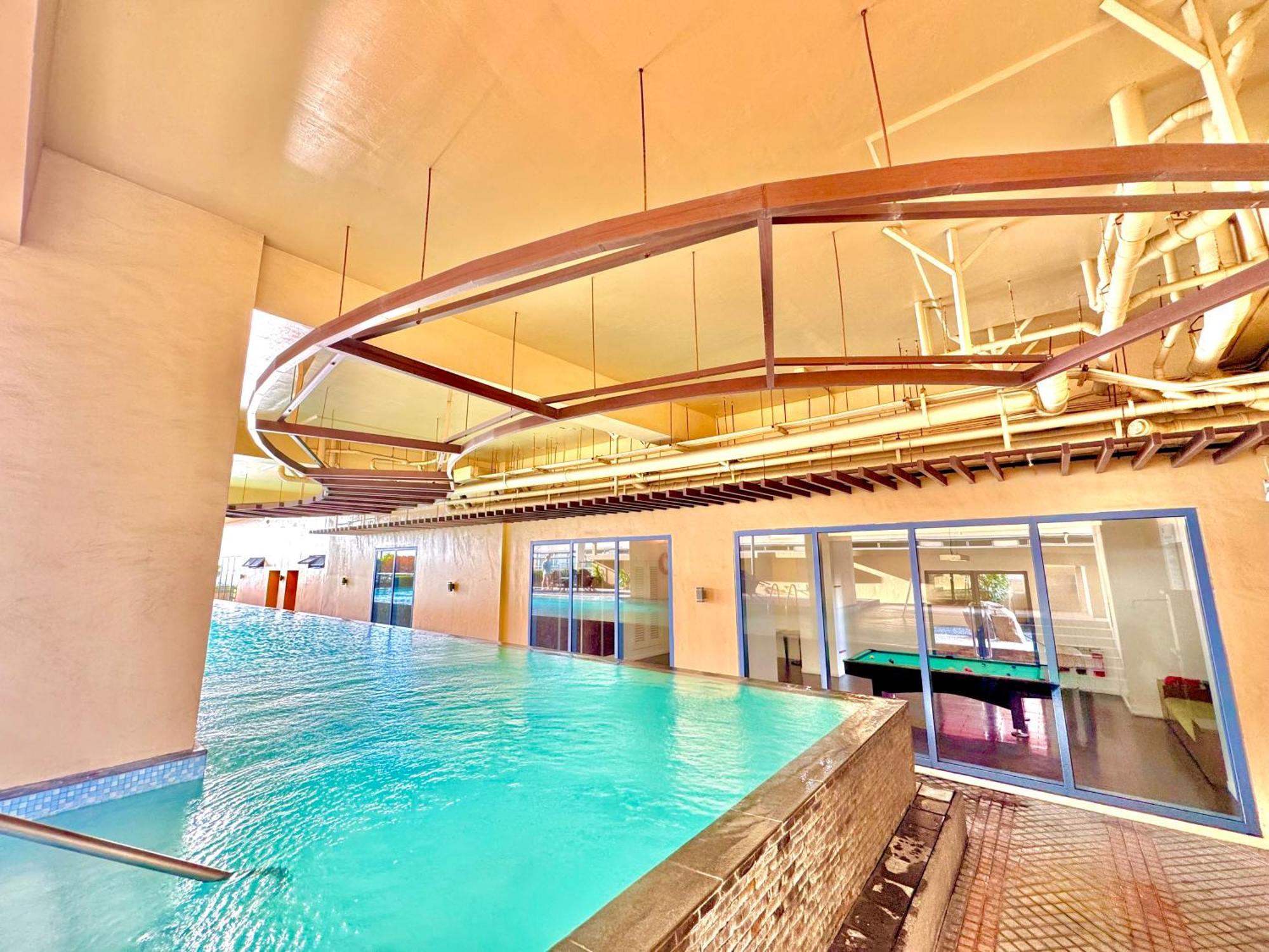 Hotel New At Grand Riviera Across Us Embassy Manila