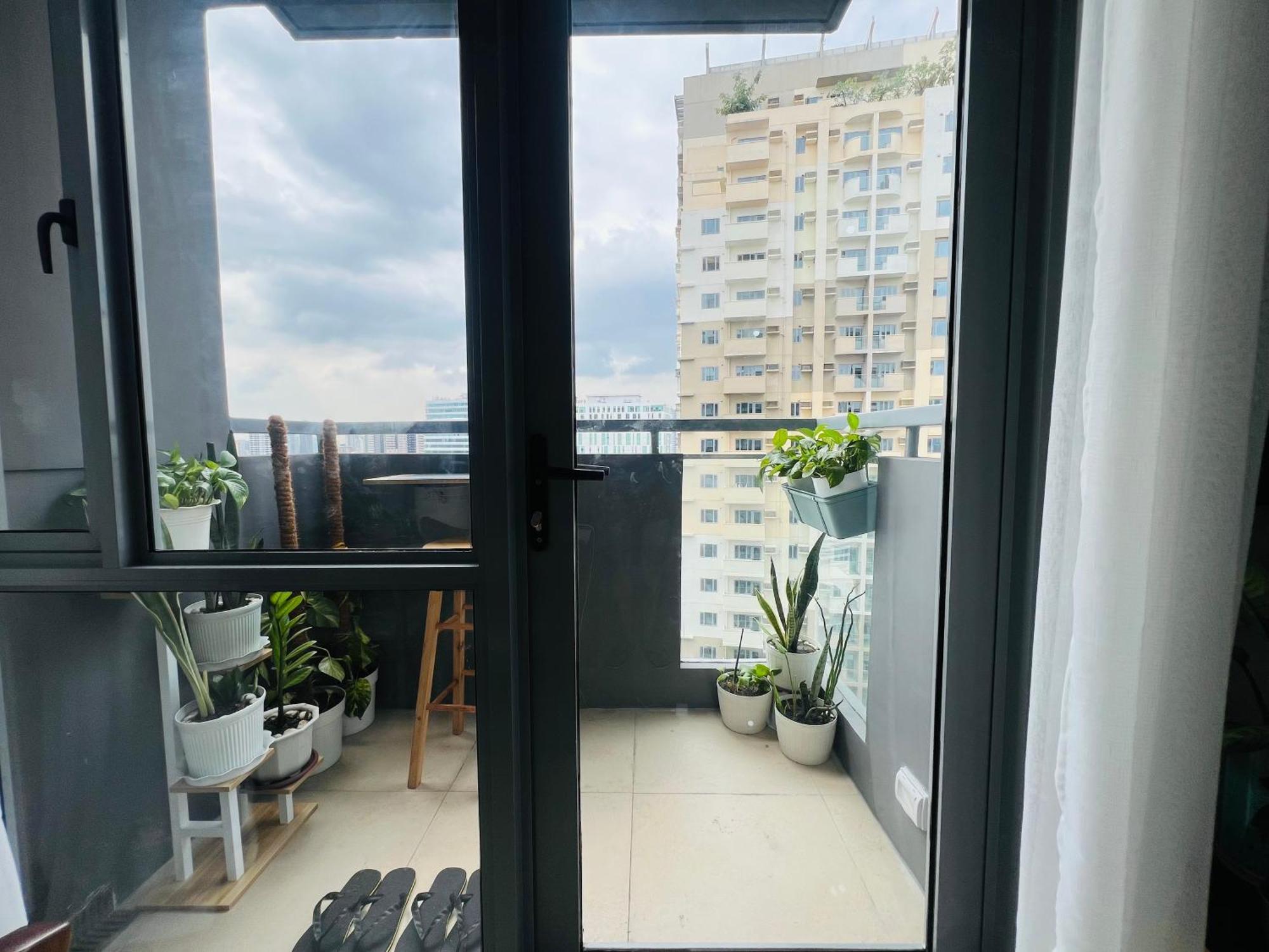 Casa Tagpuan At Manhattan Heights *