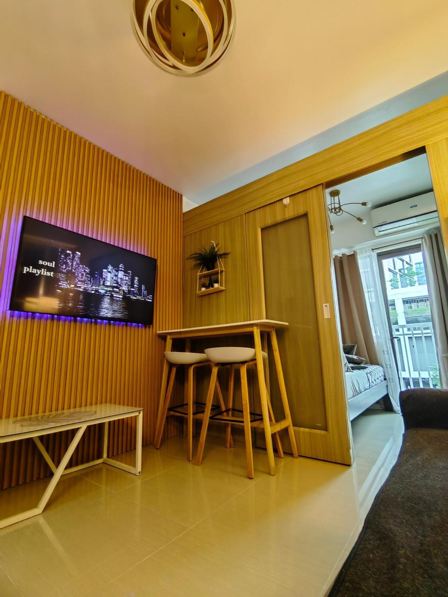 Mk Luxury Vacation Manila