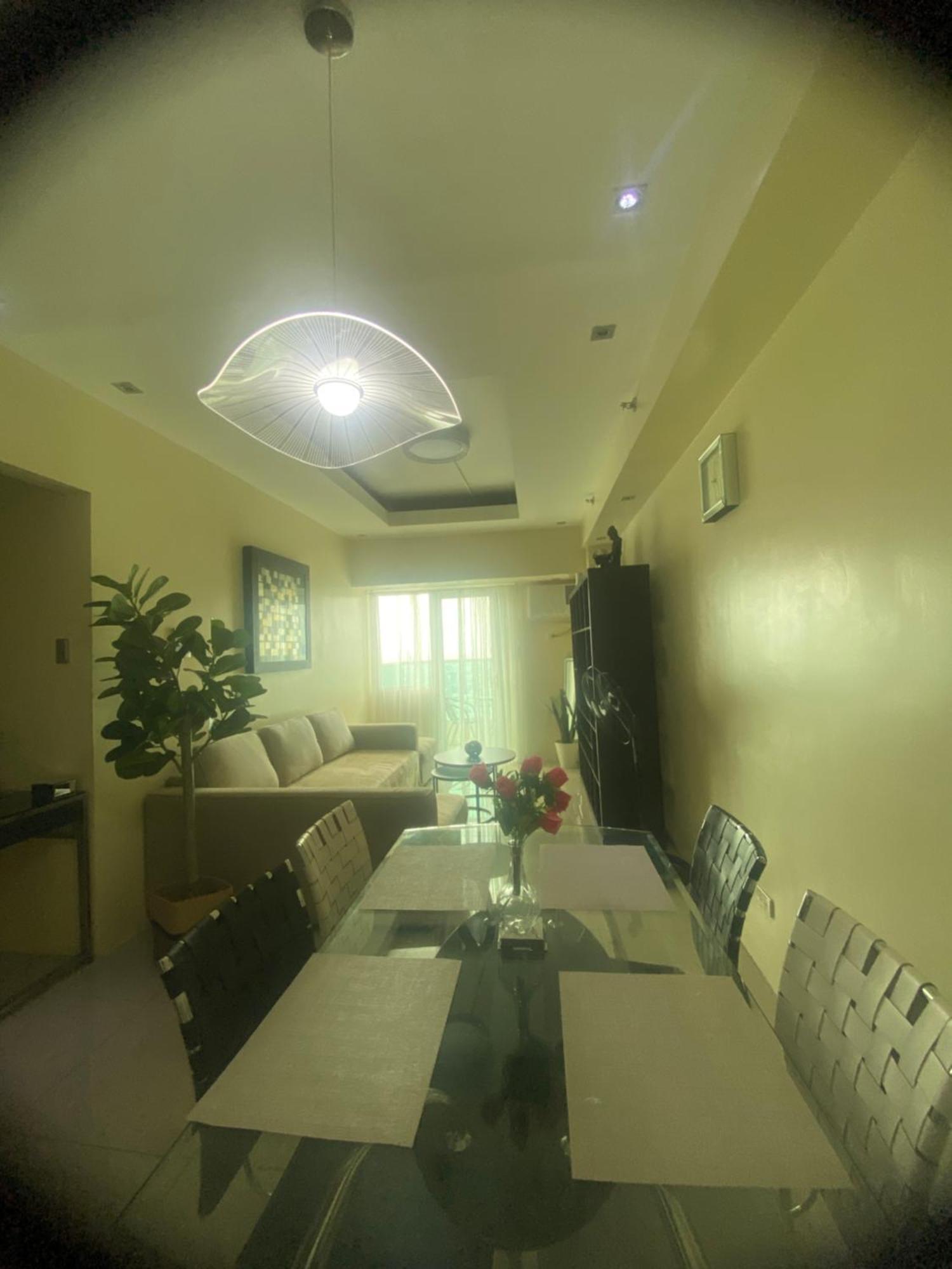 1bdrm At Makati W Balcony View Of Mnla Bay Manila