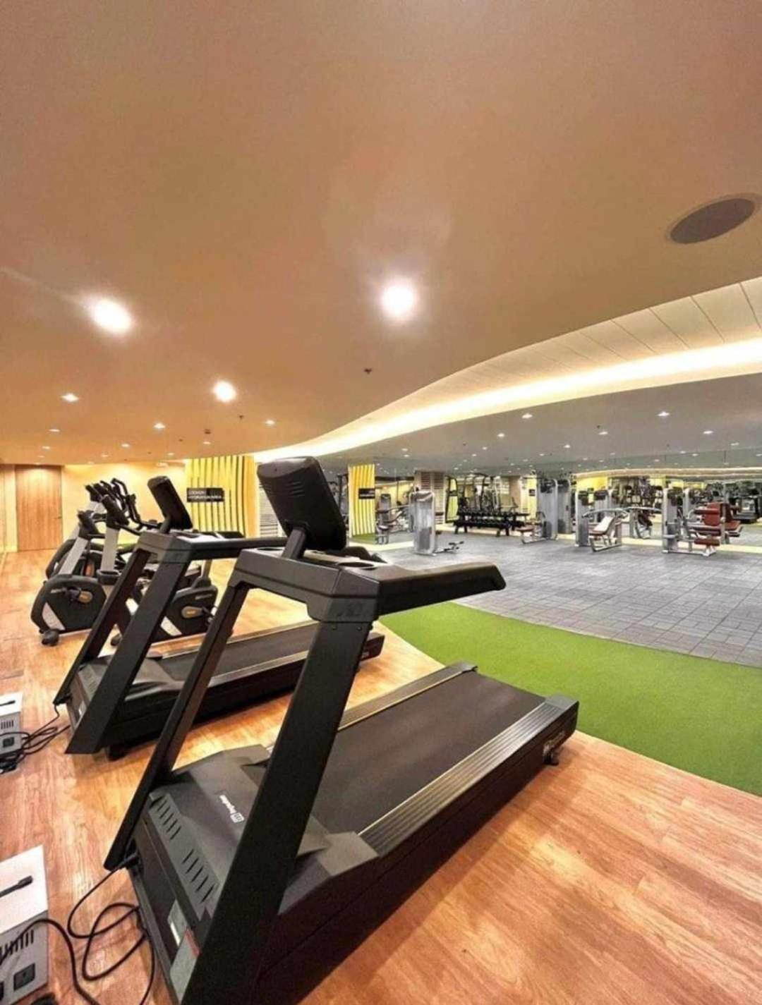 Shore 2n3 Residences Apartment Manila