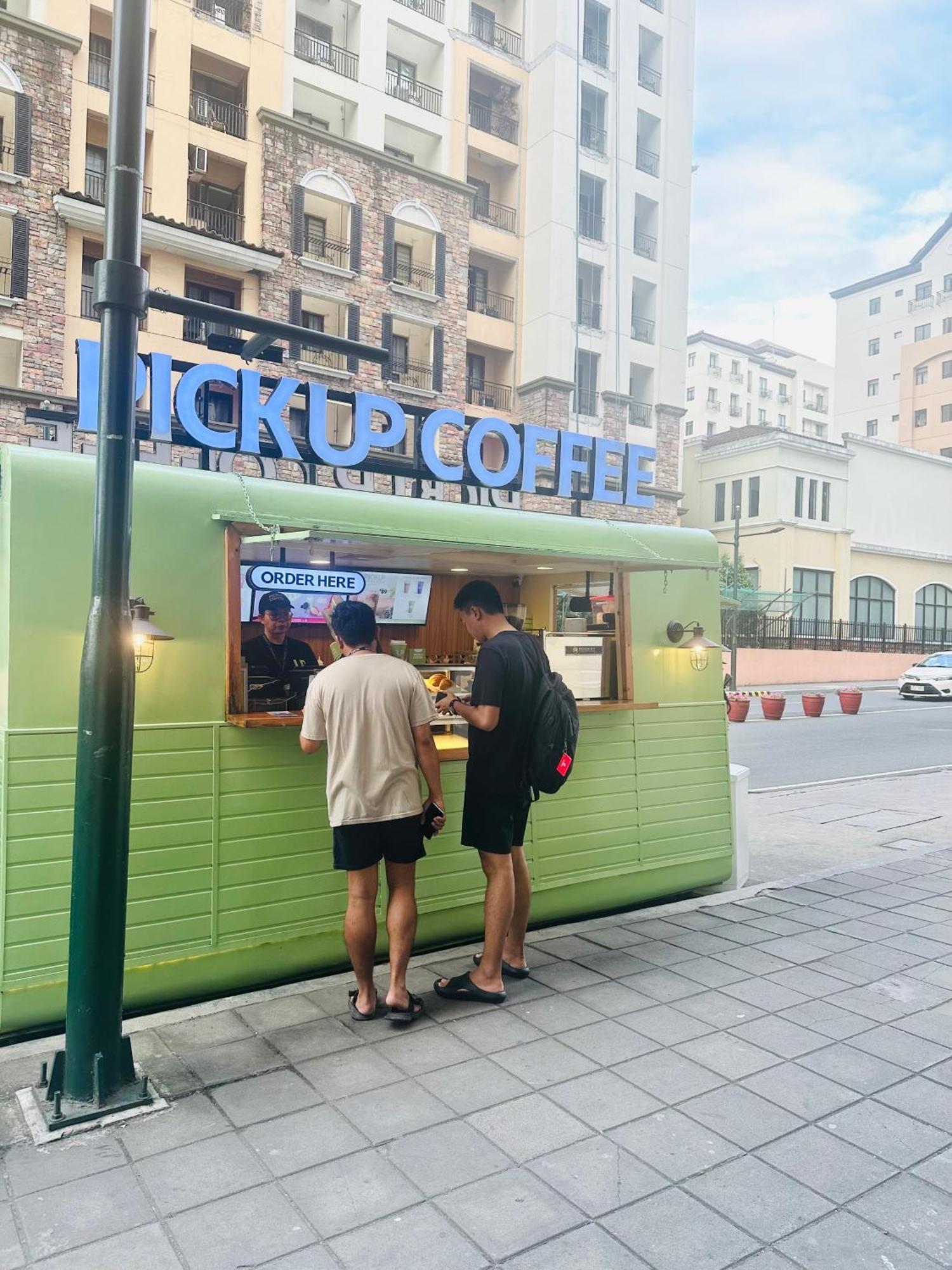 Aparthotel We Vibe, 81 Newport Blvd Across Naia 3 Manila