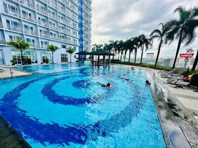 Quezon Luxury Unit Sun Residences Welcome Rotonda Espana