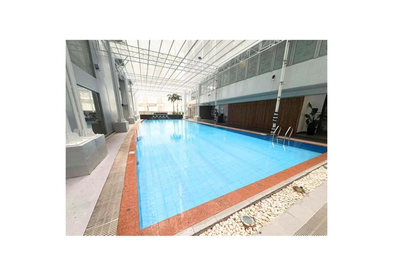 Antel Residences Makati 3*
