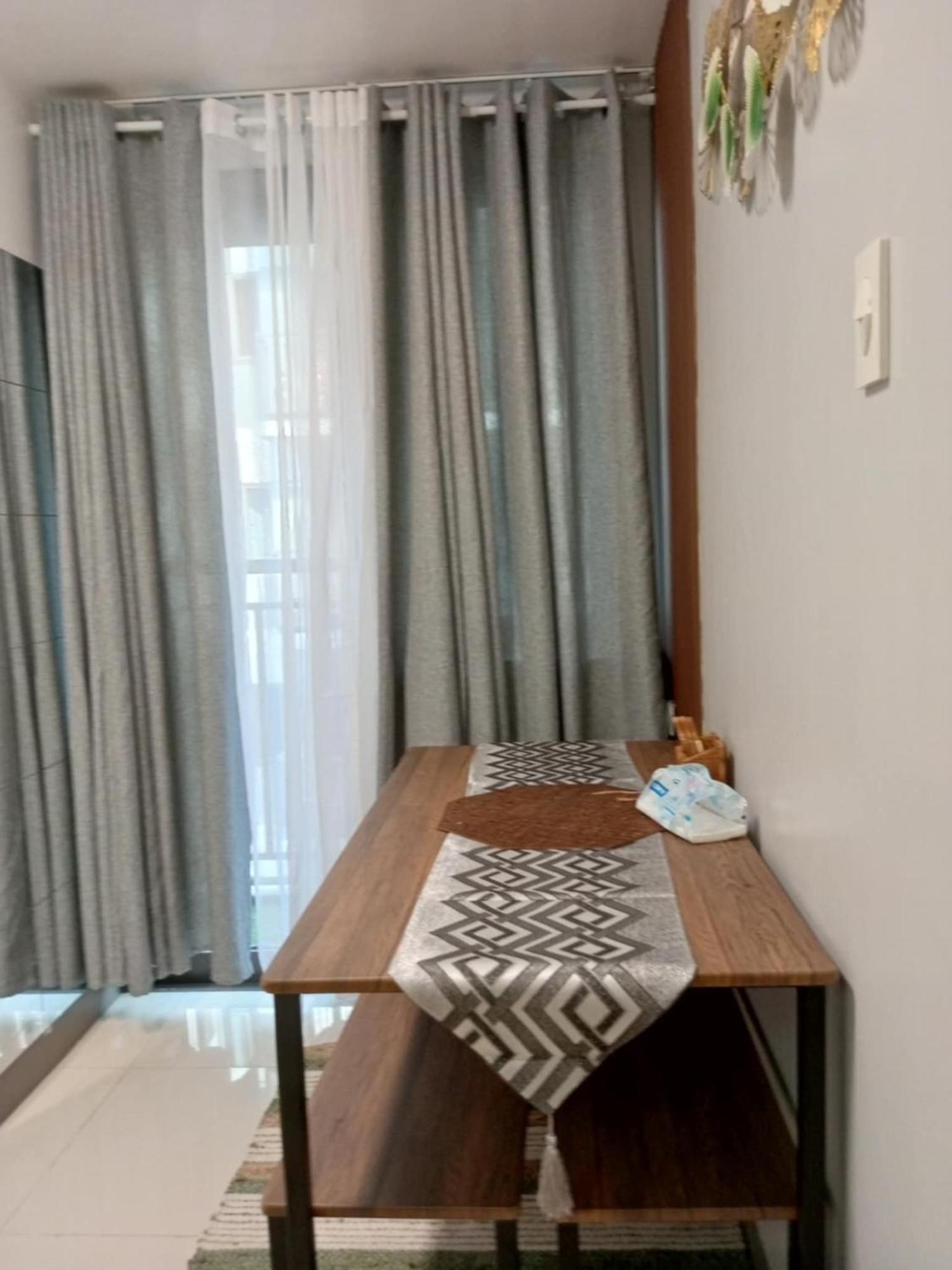 J&a Awesome Aparthotel Manila