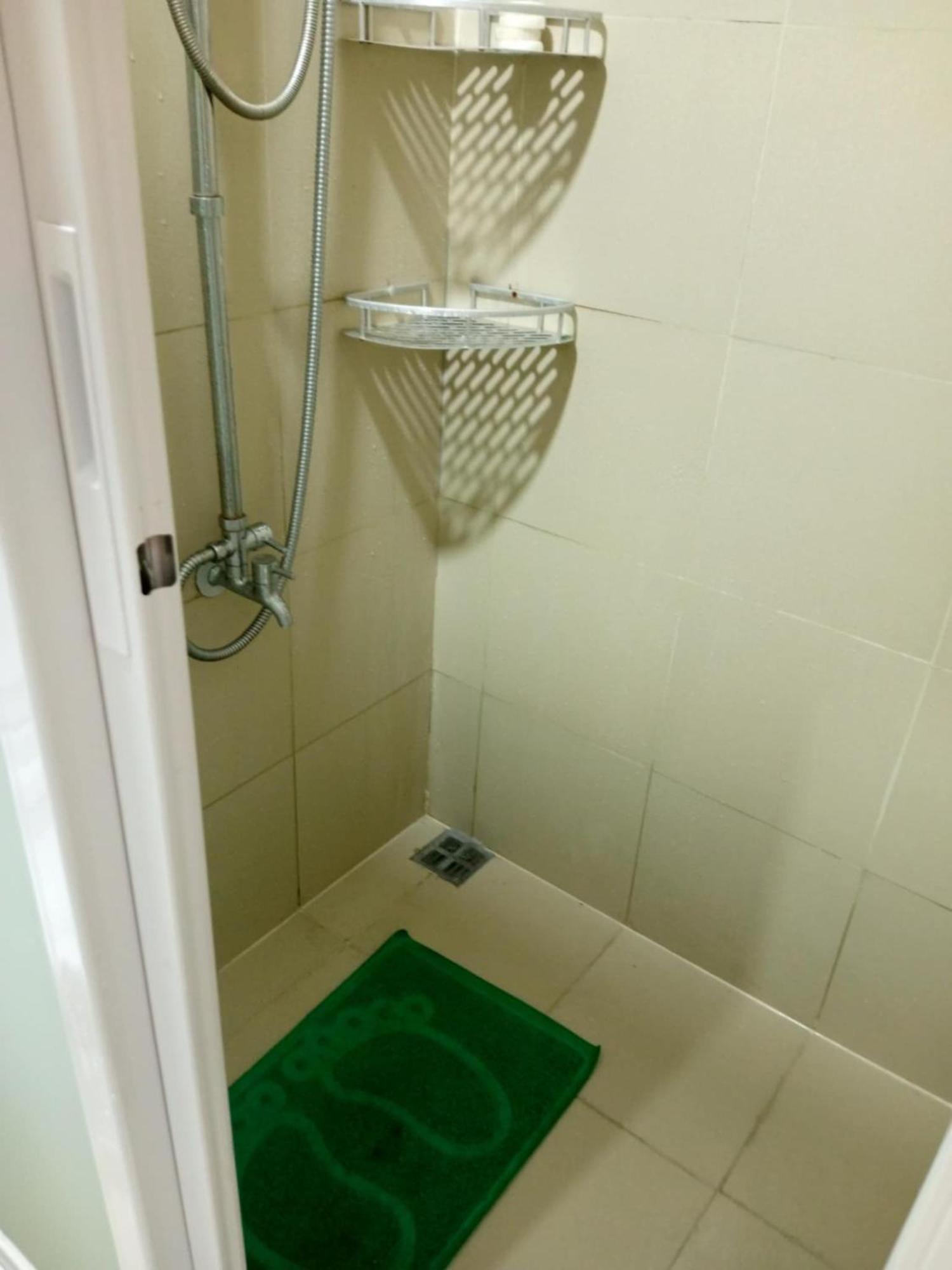 J&a Awesome Aparthotel Manila