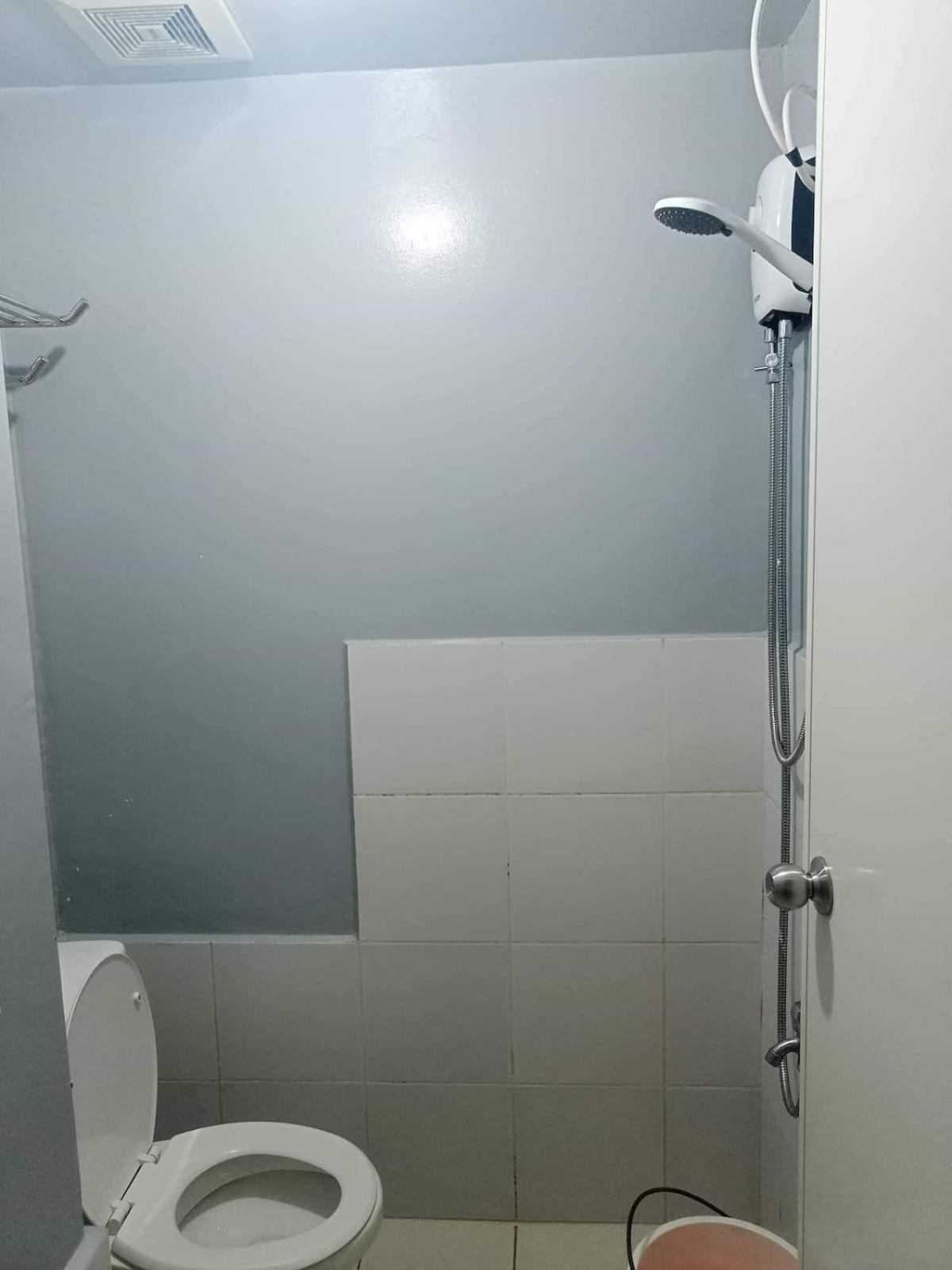 Apartment Berto's Staycation Long Term And Short Term Manila
