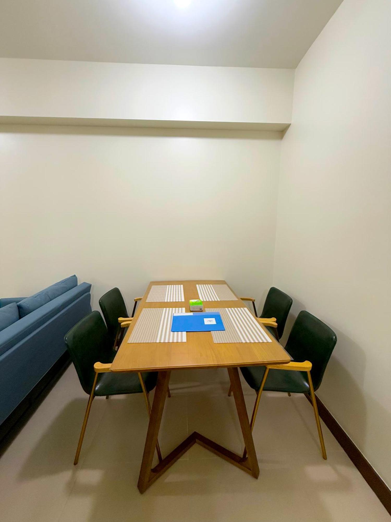 Apartment Vincondotel Near Bgc 2br Fairlane 2408 *
