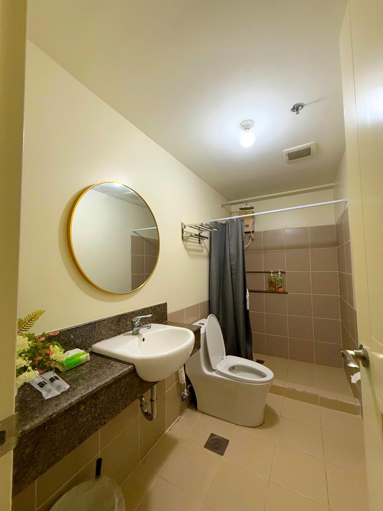 Vincondotel Near Bgc 2br Fairlane *