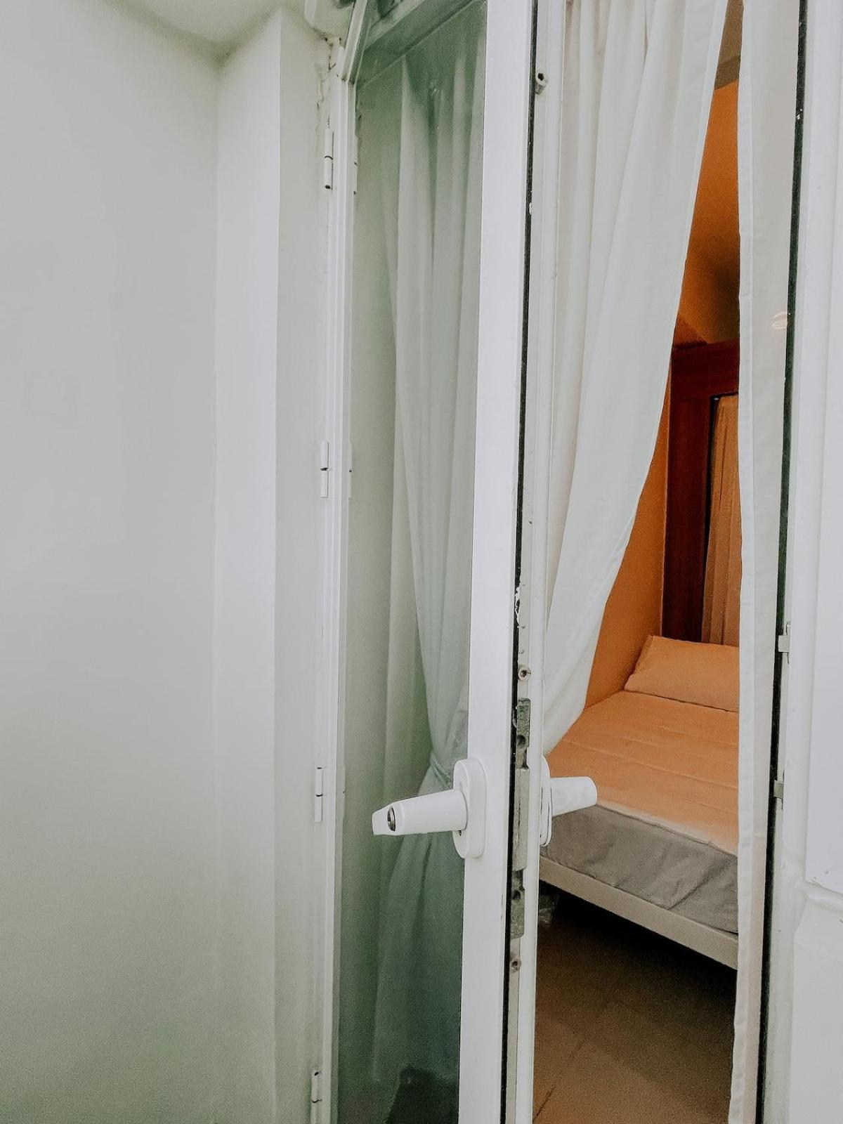 2br Cozy Unit Near International Airport Apartment Manila