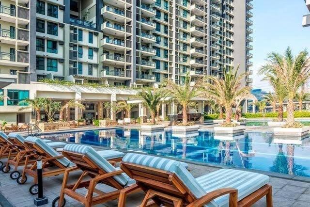 Flair Towers Urban Staycations Apartment