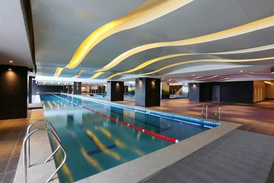 Victoria Sports Tower Loft Freepool Gym Mrt Gma Apartment