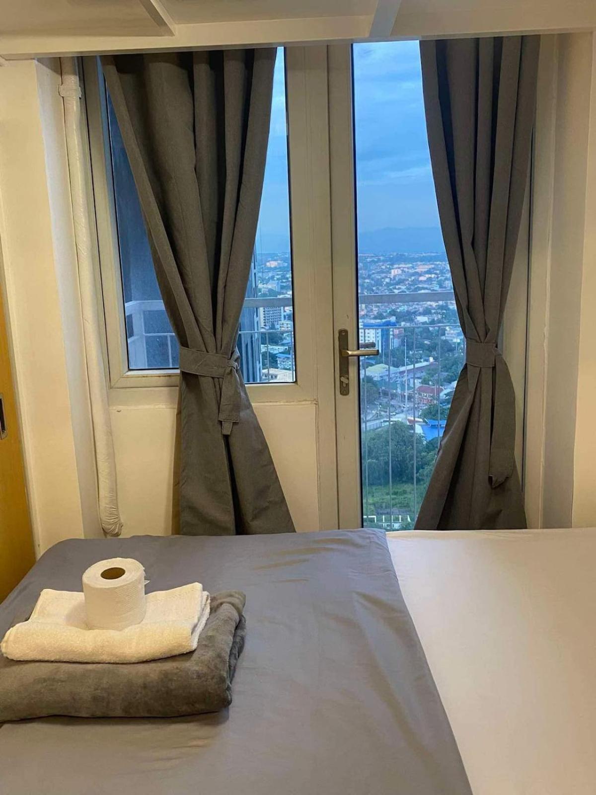 Victoria Sports Tower Loft Freepool Gym Mrt Gma Apartment