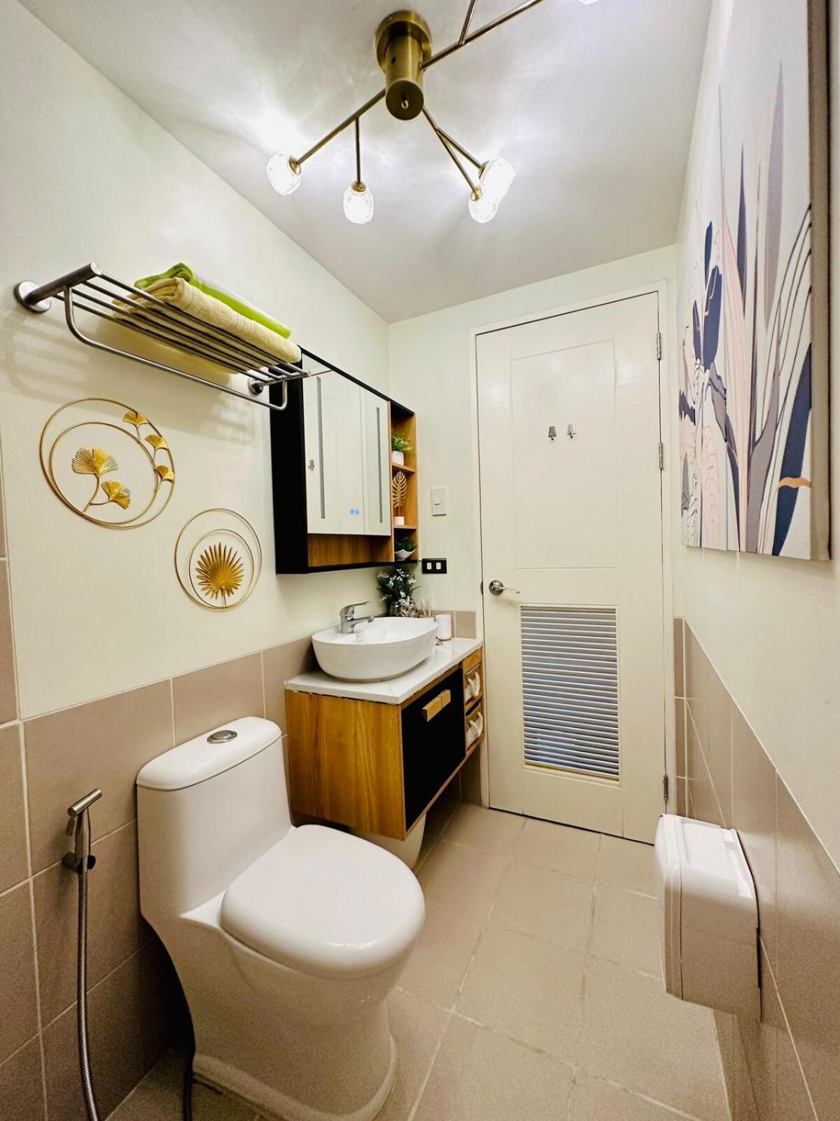 Cozy Escape Satori Residences Santolan Apartment