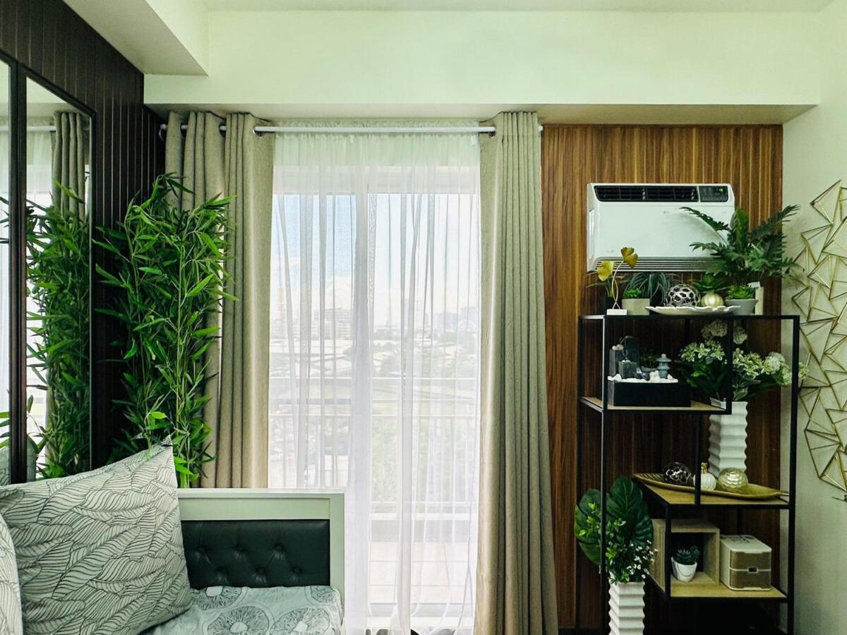 Cozy Escape Satori Residences Santolan Apartment