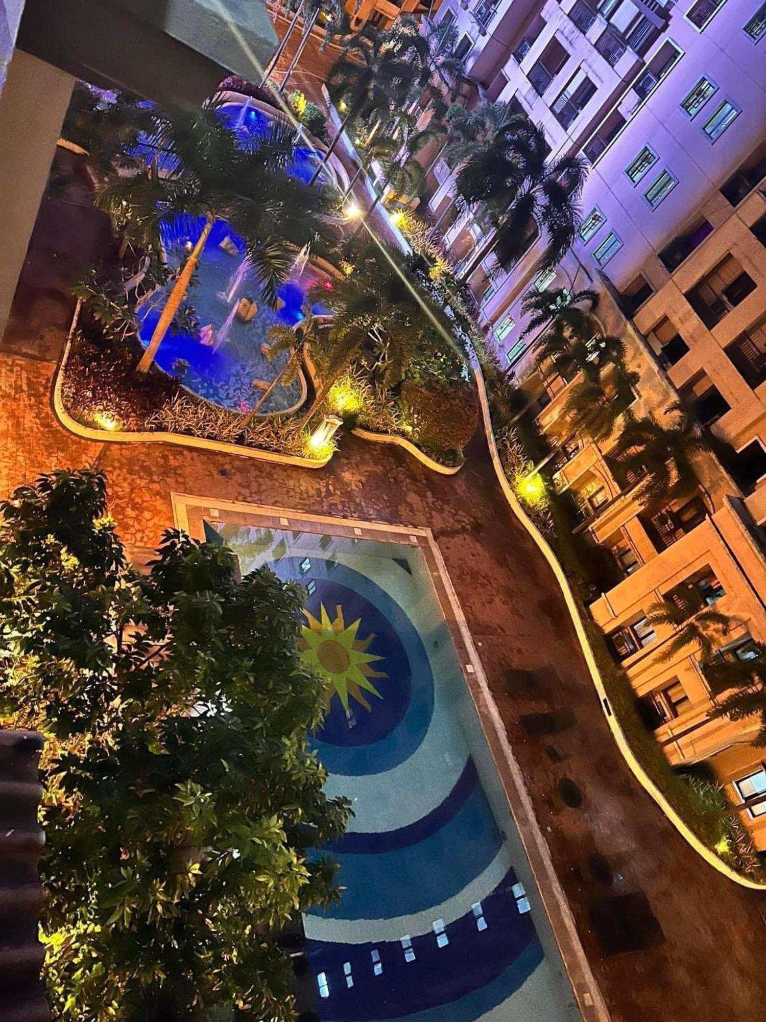 Pinecrest Residential Newport Pasay * Manila