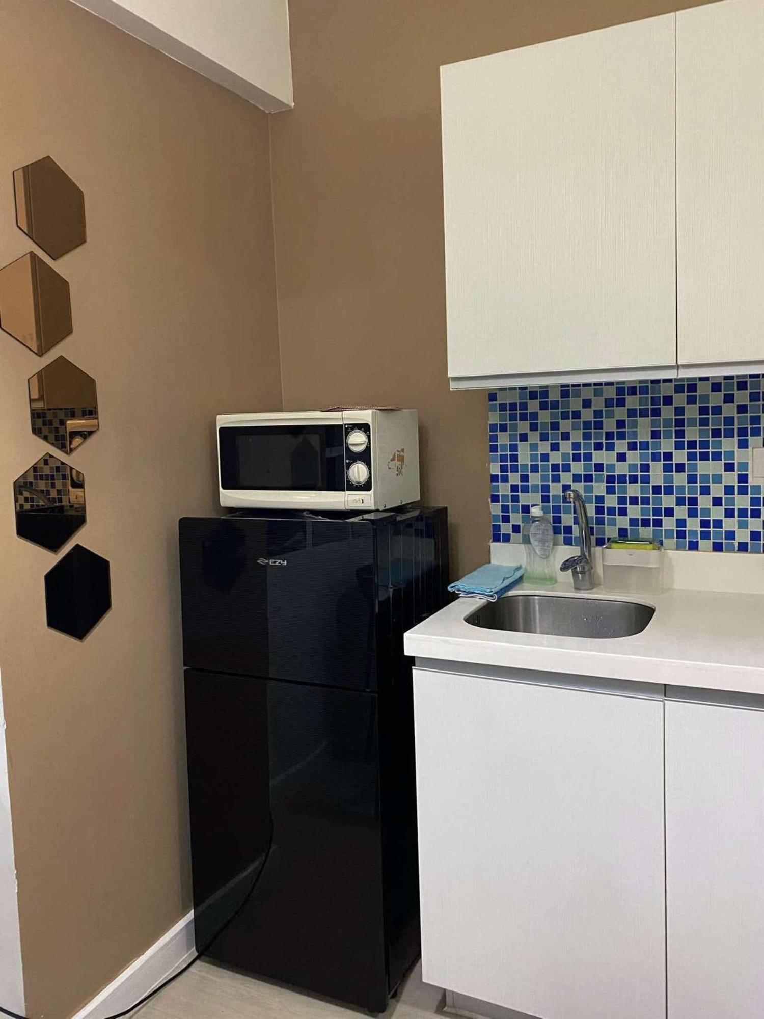 Yumi Azure Staycation Apartment