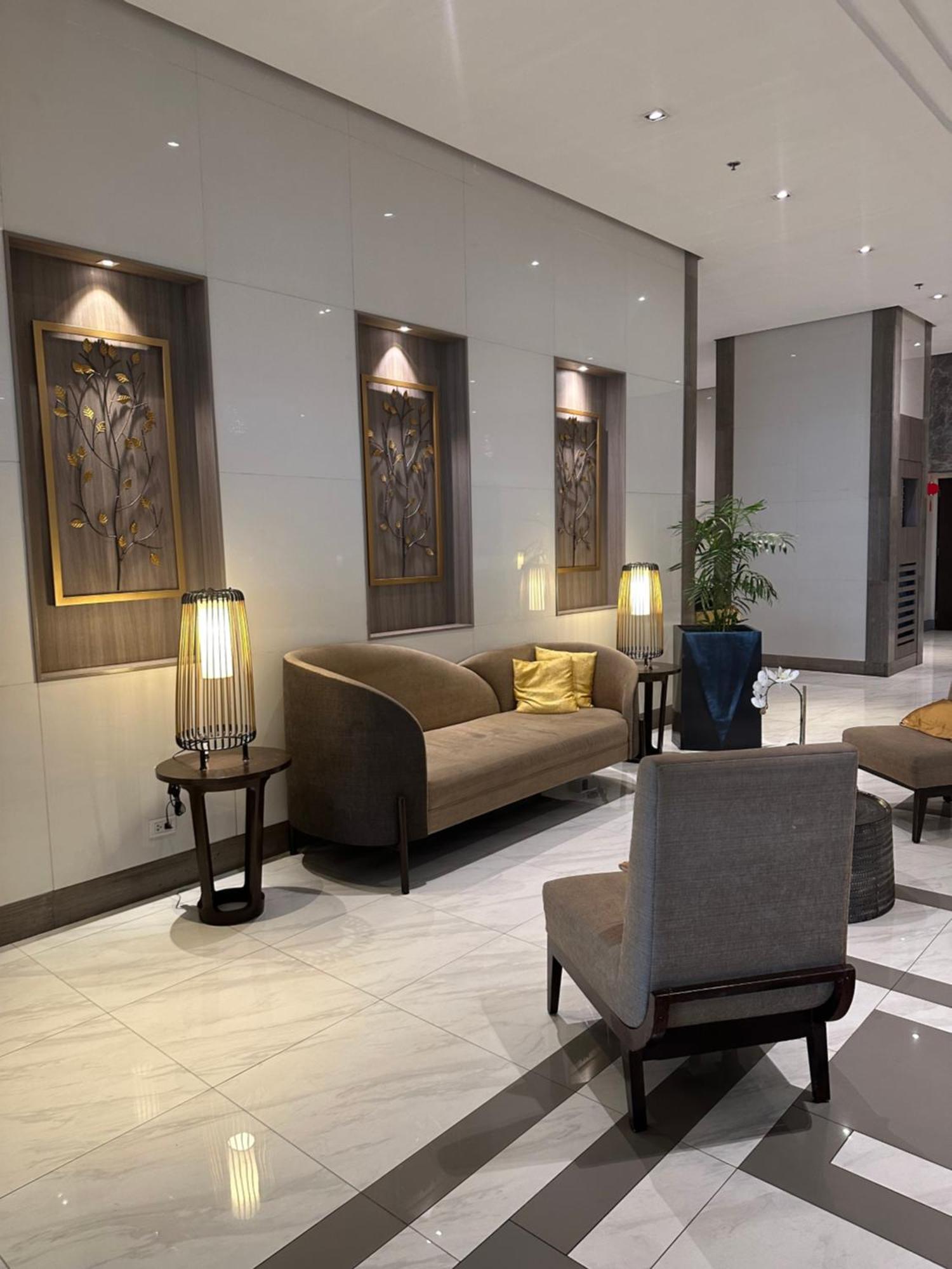 Aparthotel With Pool And Gym Free Access