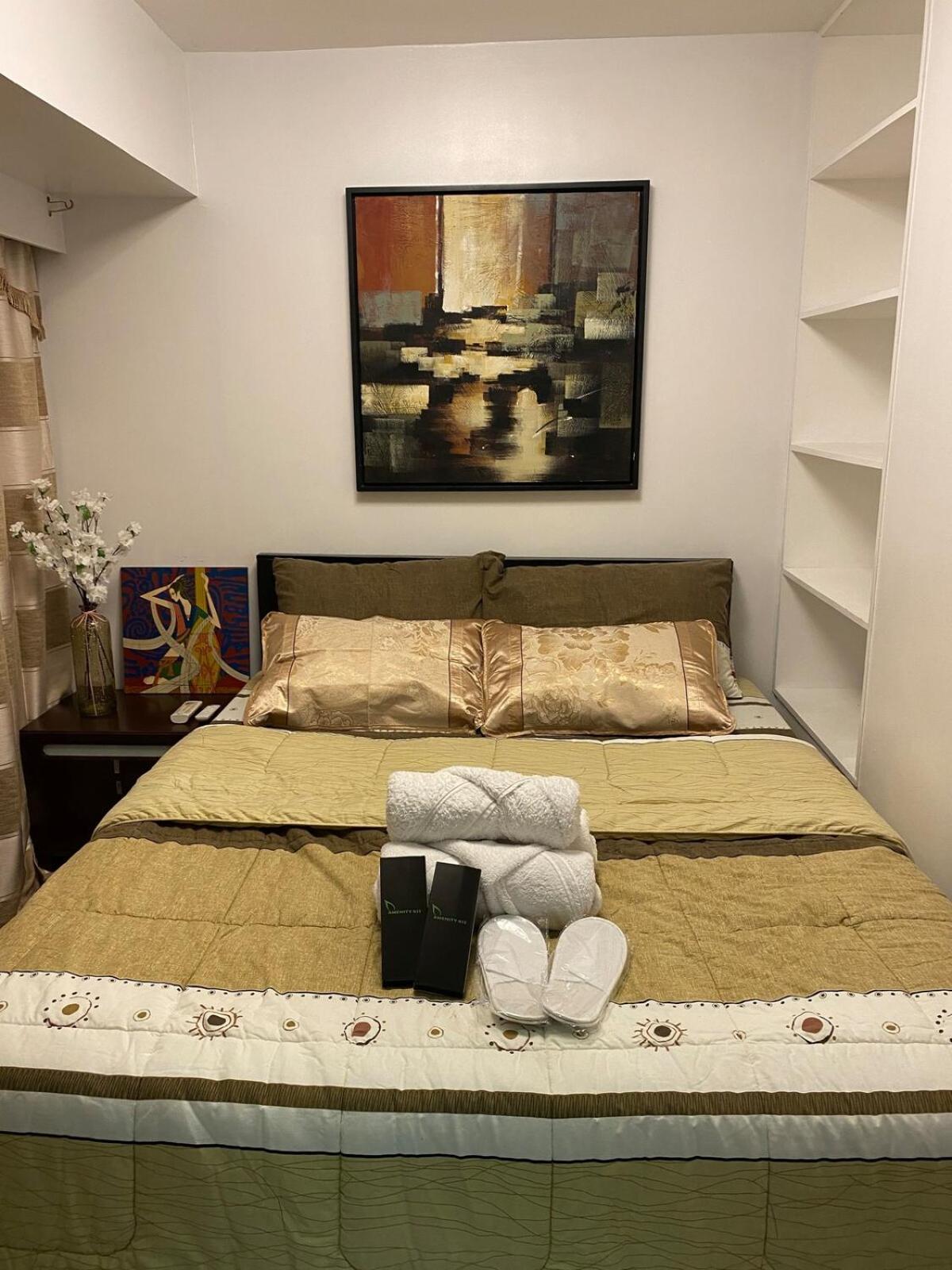Ecn And Staycation * Manila