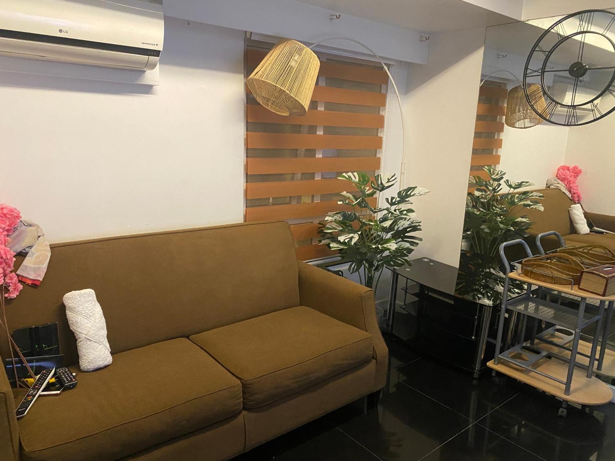 Ecn And Staycation * Manila