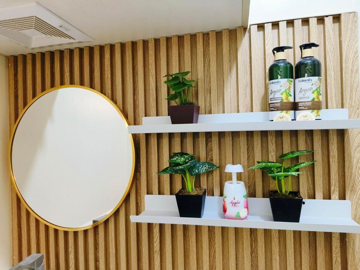 Cadence Place Staycation * Manila