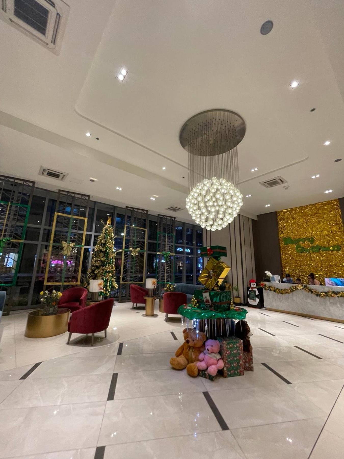 Funky Hq - 1br Eastwood Global Plaza Manila