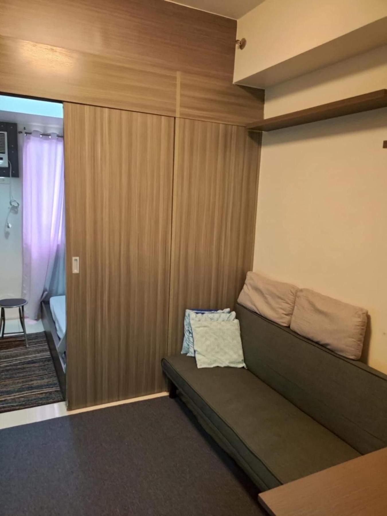 1br Unit In Residences Taft Avenue Malate Zm Staycation Apartment