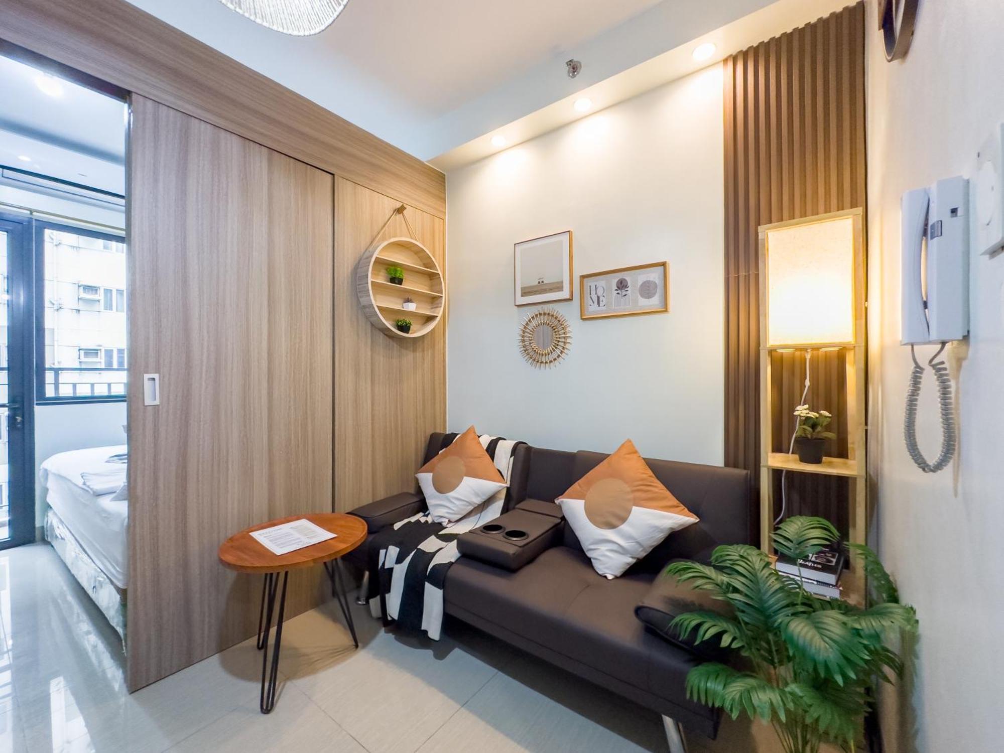 Gemstonebr In Smdc Shore 2 Residences Apartment Manila