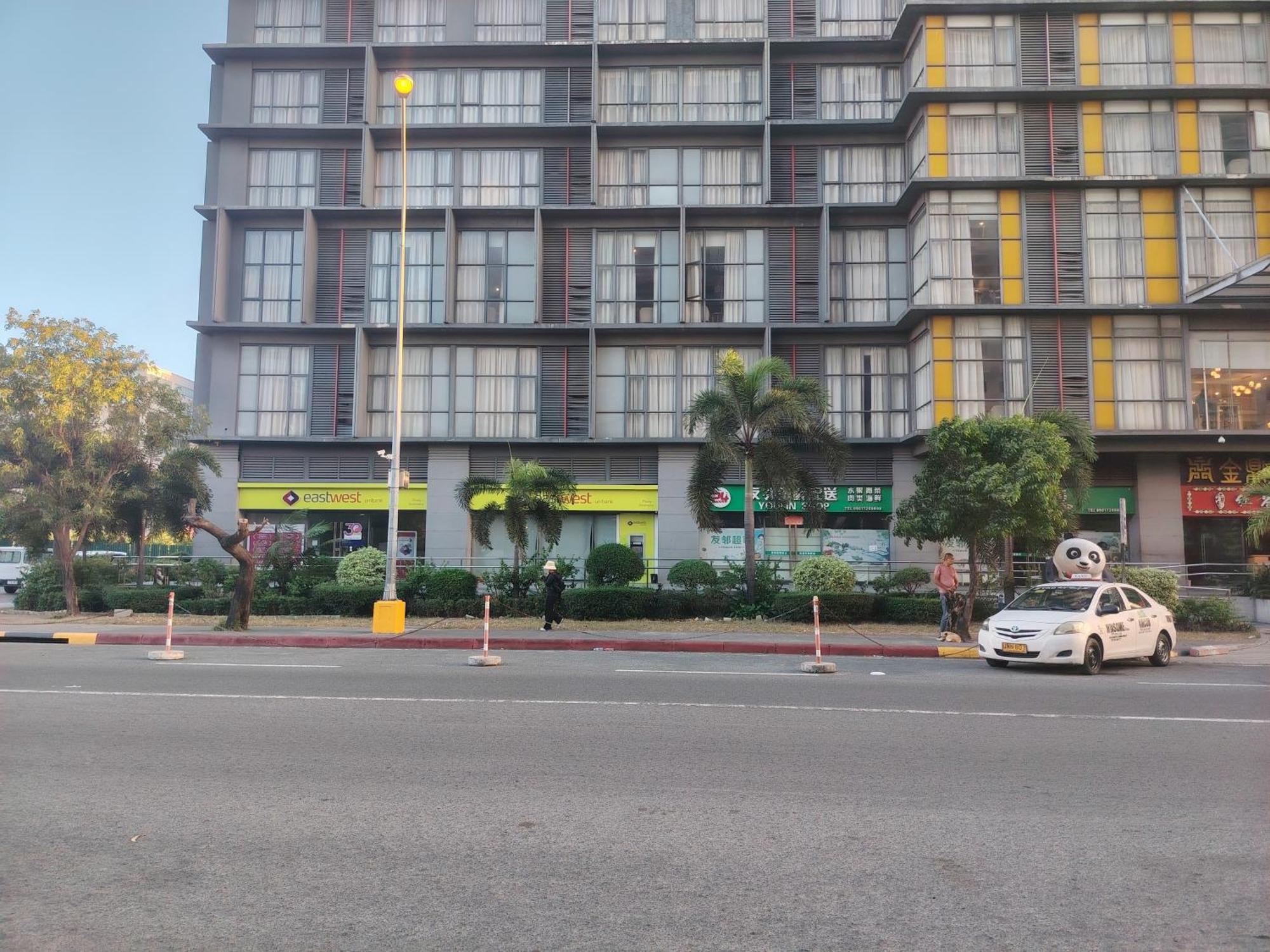 Smdc Moa Condotel *