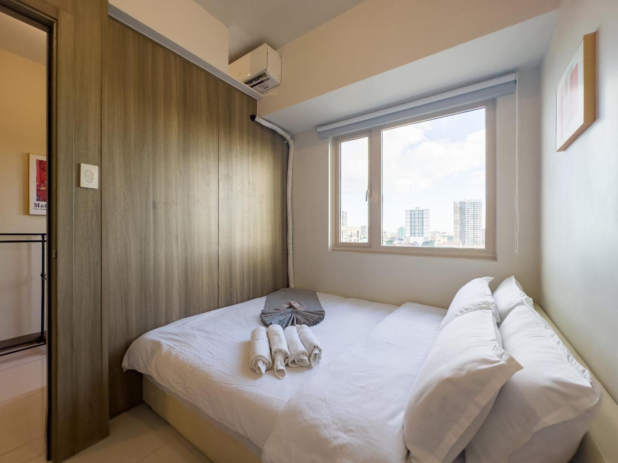 Apartment Gemstonebr In Smdc Coast Residences