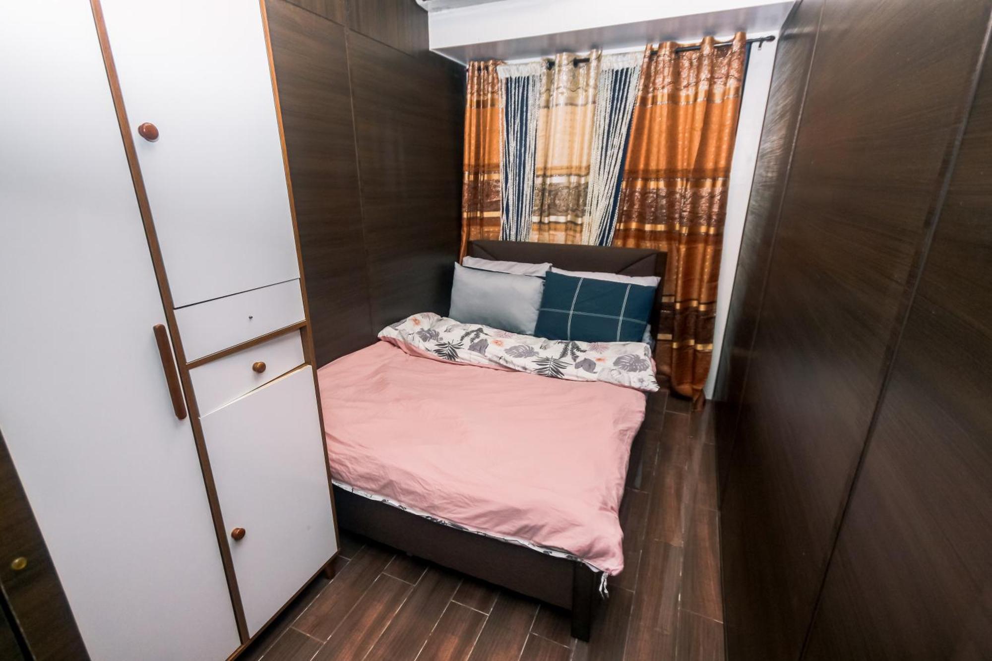 Sleek Sophistication 2 Bedroom Urban Oasis Makati 300 Mbps Superfast Apartment Manila